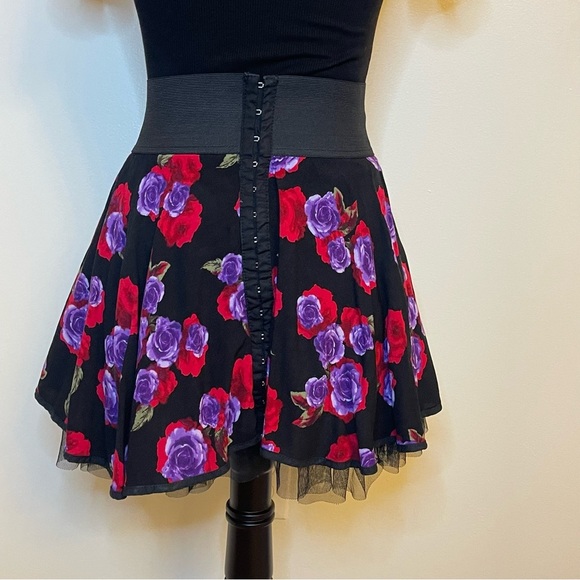 Floral Tulle Skirt - Rose Print with Tutu Layers. Size XS - Picture 6 of 10